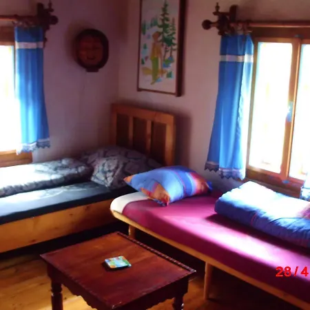 Sedliacka Drevenica * Liptovská Osada