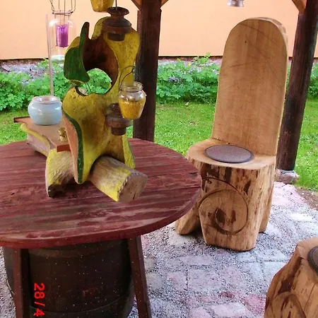 塞得利卡德莱维妮卡度假屋 Liptovská Osada